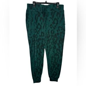 Blank NYC women's Leopard Print Joggers In Soft N'Easy Fuzzy Black Green Large